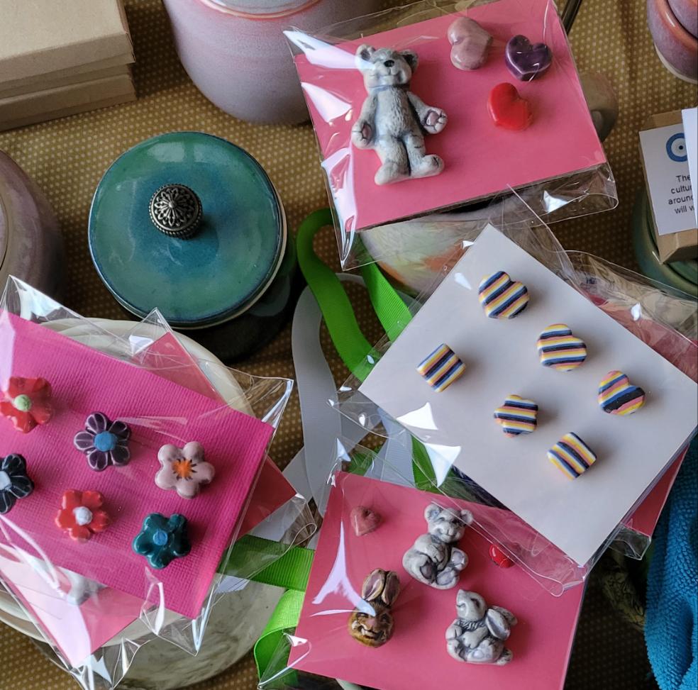 Sweet Stoneware Push Pins