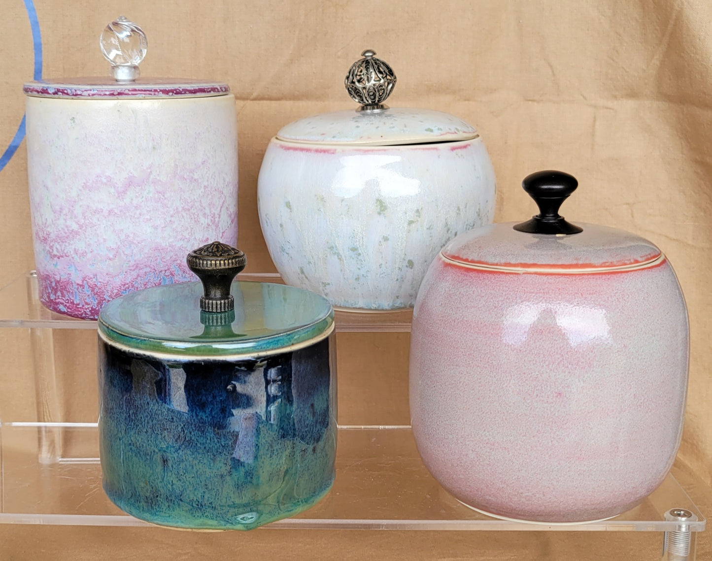 Lidded containers