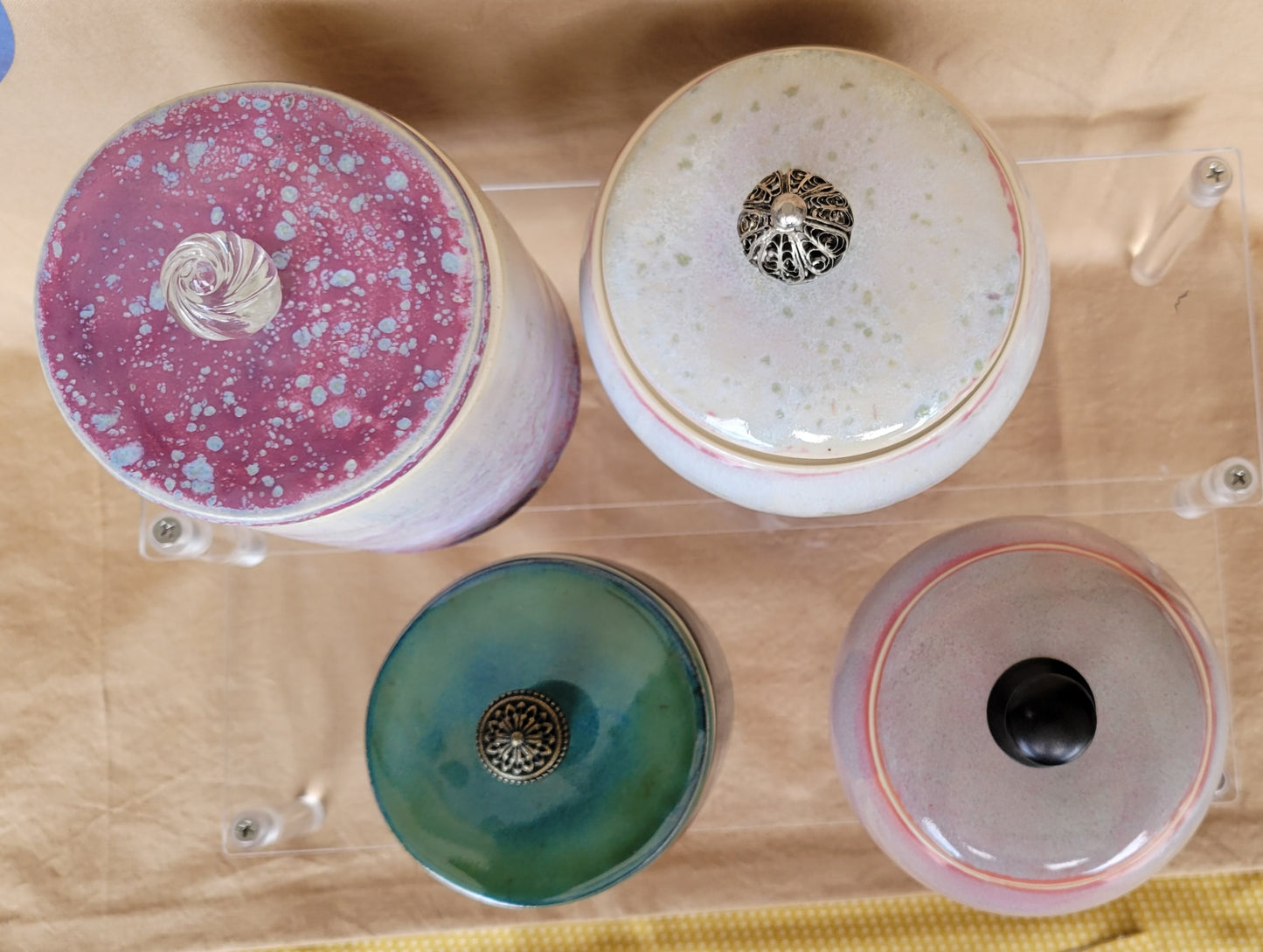 Lidded containers